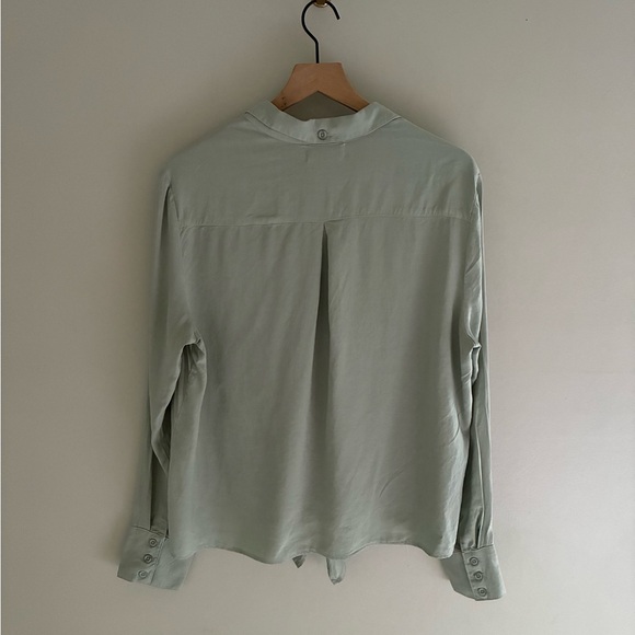 Cloth & Stone Sage Green Button Down Earthy Lagenlook Blouse Size Large - Picture 6 of 6